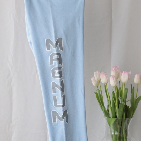 COPY - BABY BLUE MAGNUM YOGA PANTS ⚡️ - Picture 3 of 4